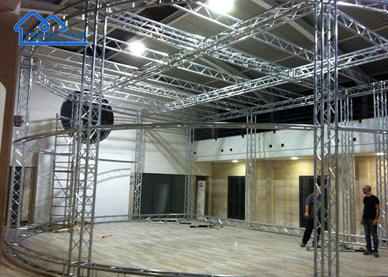 kaufen Spigot Aluminium Truss Bühnenlichtrahmen für Ausstellung Hochzeit online manufacture