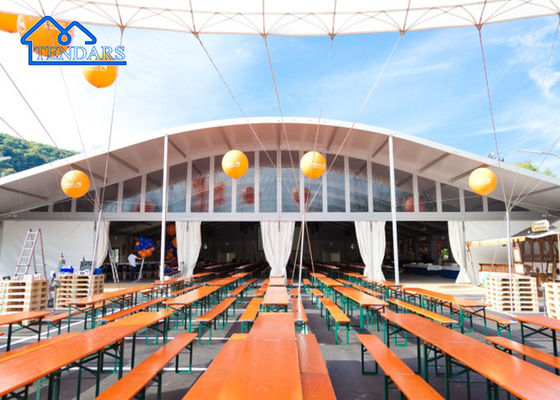 Großes Hochzeitszelt mit Glaswand Oberfläche Oxidation Clearspan Marquee zum Verkauf