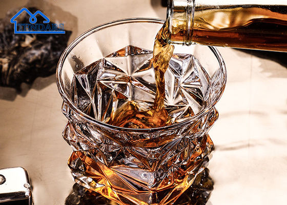 Maßgeschneiderte bleifreie Kristalllikörgläser Klar zum Trinken Kreative Whisky Glas Tasse