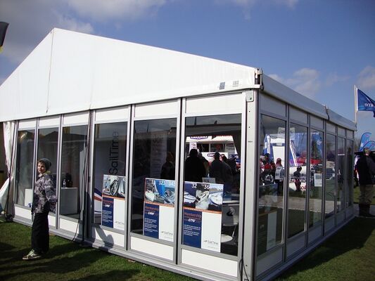 10x20m Glaswandplatten G-Serie A-Rahmen Marke Party Zelt Gehärtetes Glas Wände Ausstellung Fachmesse
