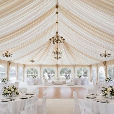Luxuriöse weiße Aluminium-Hochzeitsfestzelt-Innenvorhänge für spanische Hochzeitsfeiern